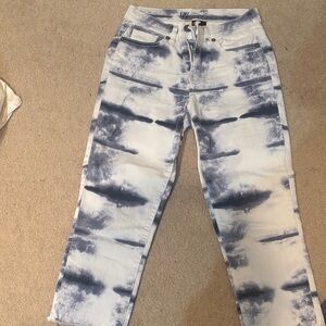 Women's White and Blue Patterned Straight Leg Jeans